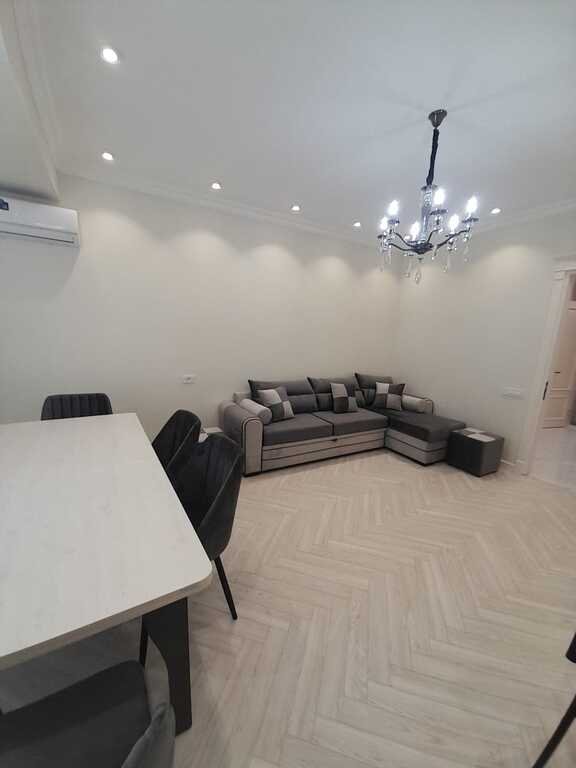 Kirayə verilir 3 otaqlı yeni tikili, 150 m², 28 May m.-2