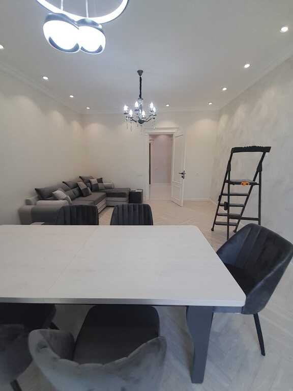 Kirayə verilir 3 otaqlı yeni tikili, 150 m², 28 May m.-14
