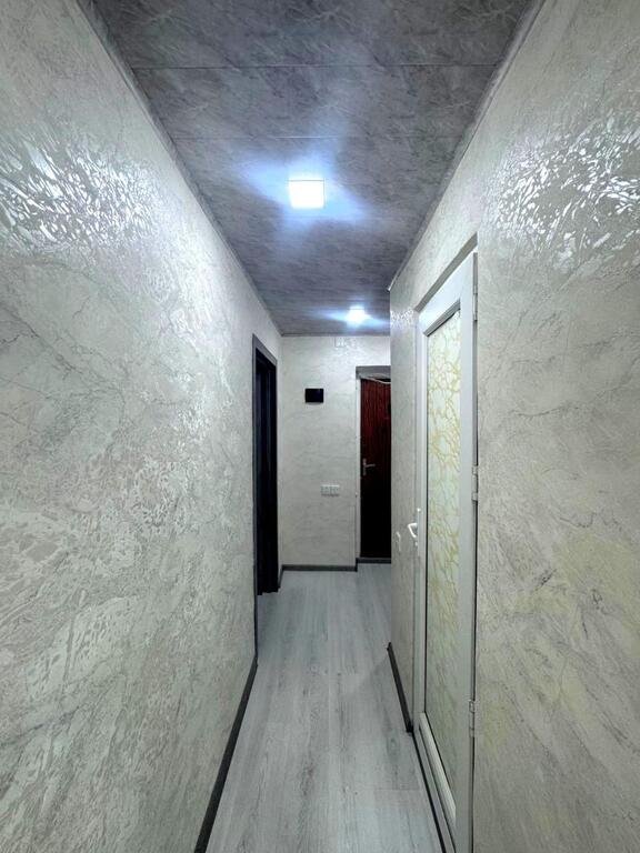 Satılır 2 otaqlı köhnə tikili, 56 m², Neftçilər m.-9