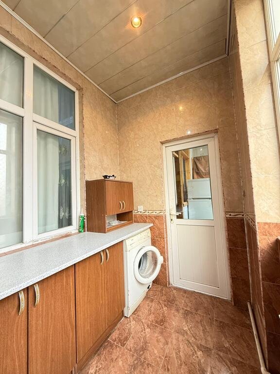 Satılır 2 otaqlı yeni tikili, 58 m², İnşaatçılar m.-8
