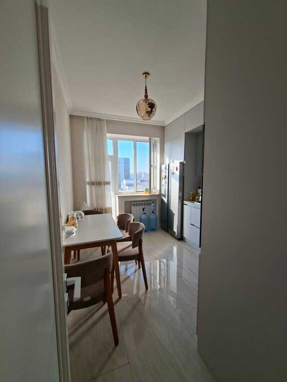 Satılır 3 otaqlı yeni tikili, 110 m², 8 noyabr-4