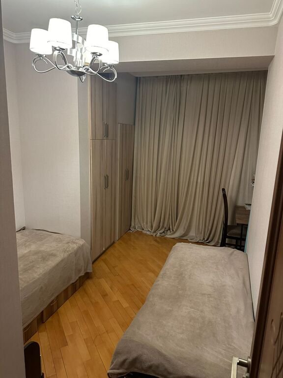 Satılır 3 otaqlı köhnə tikili, 80 m², 8 noyabr-3
