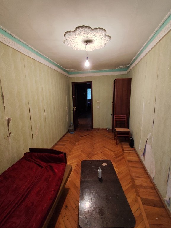Kirayə verilir 3 otaqlı köhnə tikili, 80 m², İnşaatçılar m.-4