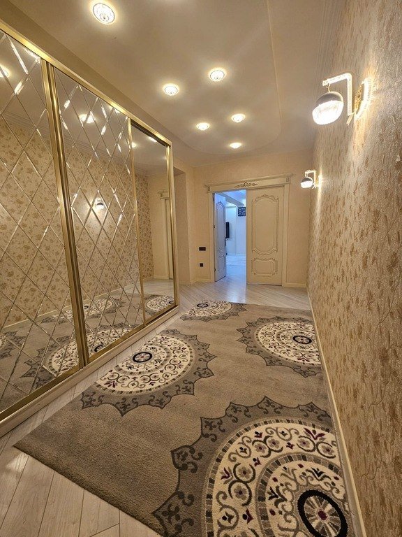 Satılır 3 otaqlı yeni tikili, 130 m², Abşeron-1