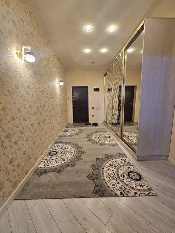 Satılır 3 otaqlı yeni tikili, 130 m², Abşeron-2