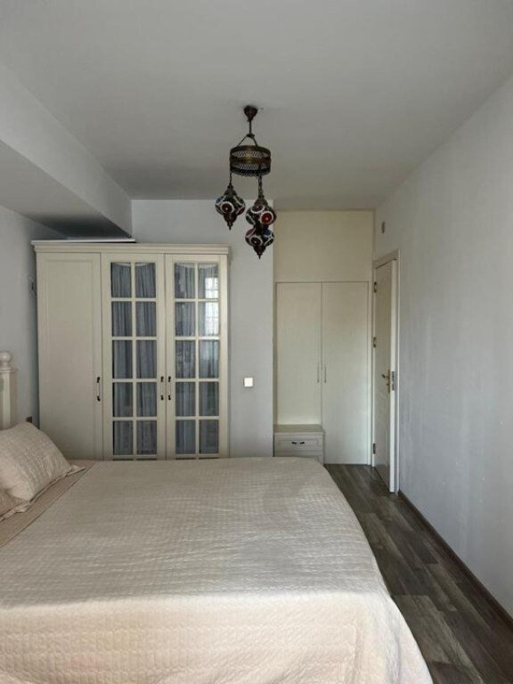Satılır 3 otaqlı köhnə tikili, 90 m², Nəriman Nərimanov m.-10