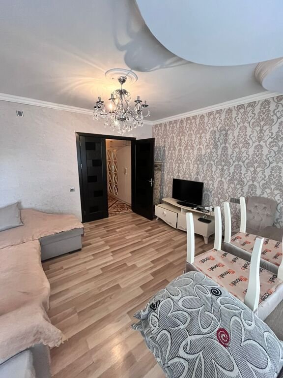Kirayə verilir 2 otaqlı yeni tikili, 60 m², İnşaatçılar m.-13