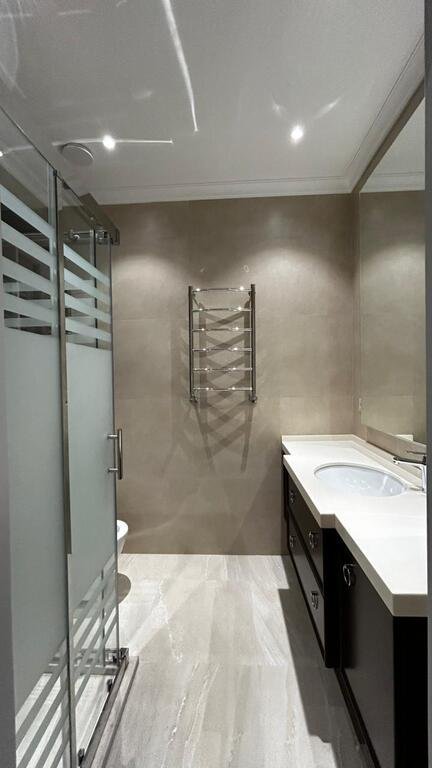 Kirayə verilir 4 otaqlı yeni tikili, 220 m², 28 May m.-13