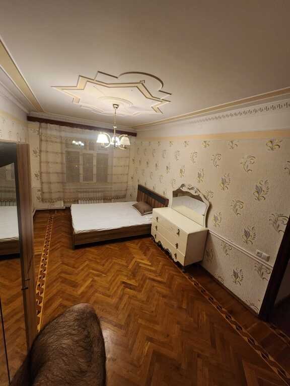 Kirayə verilir 4 otaqlı köhnə tikili, 100 m², Nəriman Nərimanov m.-3