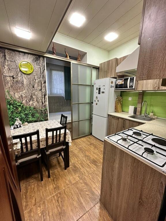 Kirayə verilir 1 otaqlı köhnə tikili, 42 m², Sahil m.-5