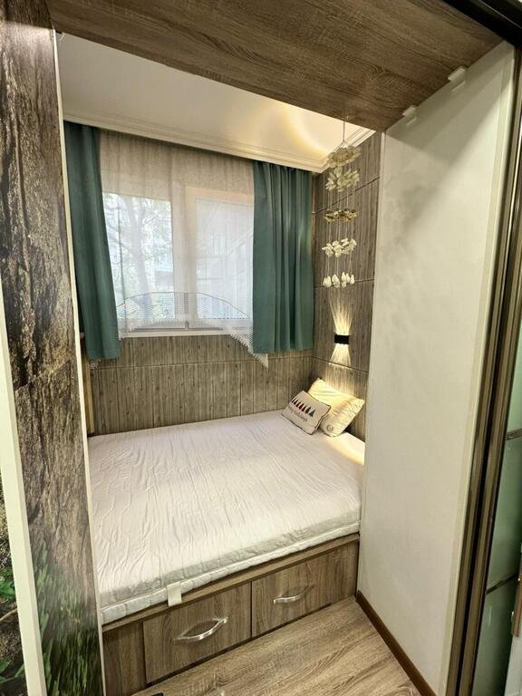 Kirayə verilir 1 otaqlı köhnə tikili, 42 m², Sahil m.-8