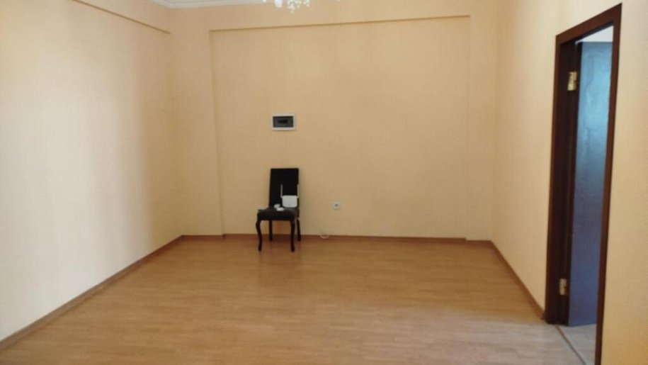 123 m<sup>2</sup> ofis icarəyə verilir, Yasamal-4