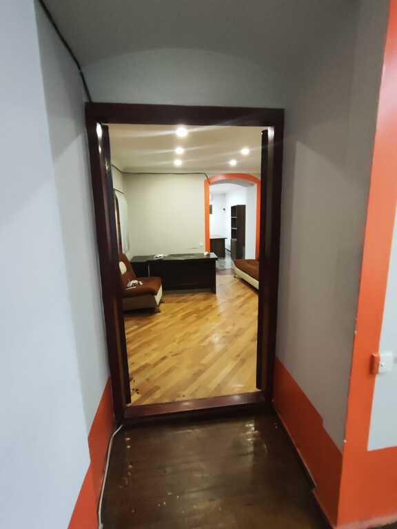 70 kv.m. obyekt icarəyə verilir, Sahil m.-2