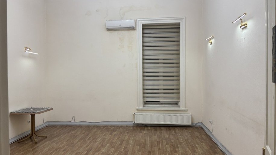 Kirayə verilir 8 otaqlı köhnə tikili, 362 m², İçərişəhər m.-11