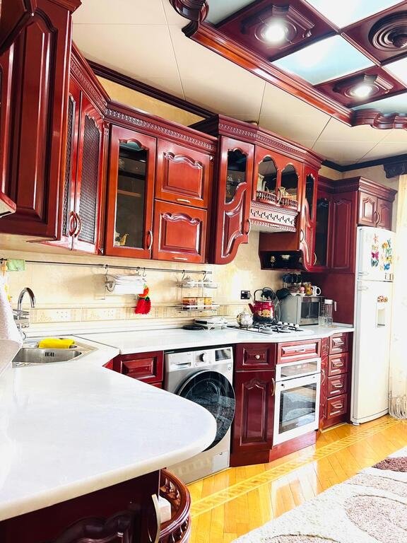 Satılır 4 otaqlı yeni tikili, 160 m², İnşaatçılar m.-15