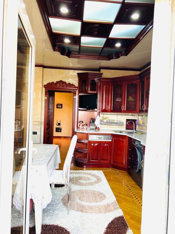 Satılır 4 otaqlı yeni tikili, 160 m², İnşaatçılar m.-16