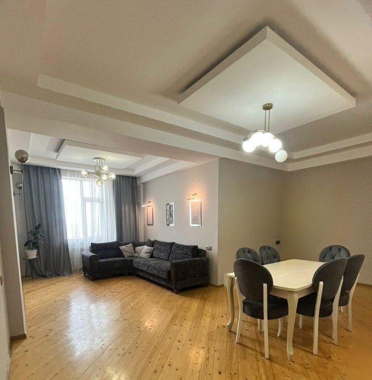 Kirayə verilir 2 otaqlı yeni tikili, 80 m², 28 May m.-4