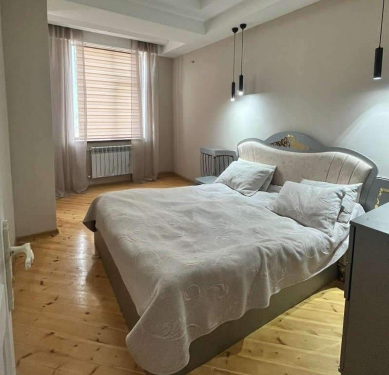 Kirayə verilir 2 otaqlı yeni tikili, 80 m², 28 May m.-9