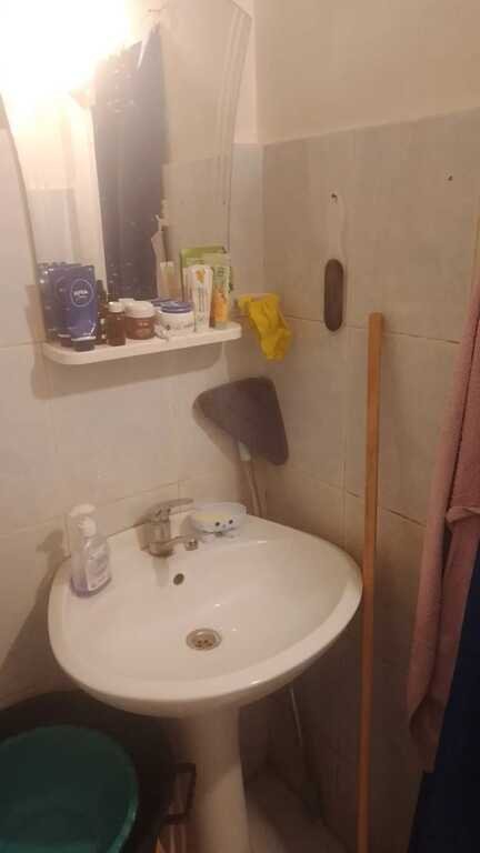 Satılır 2 otaqlı köhnə tikili, 52 m², Hövsan-15