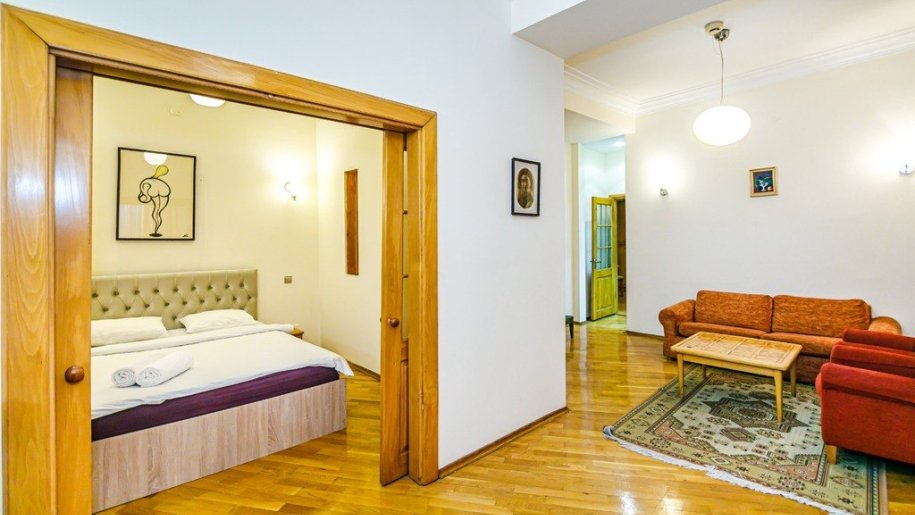 Kirayə verilir 2 otaqlı köhnə tikili, 64 m², Sahil m.-9