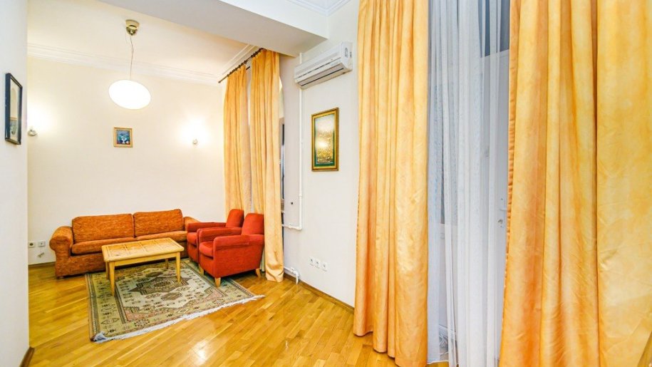 Kirayə verilir 2 otaqlı köhnə tikili, 64 m², Sahil m.-11