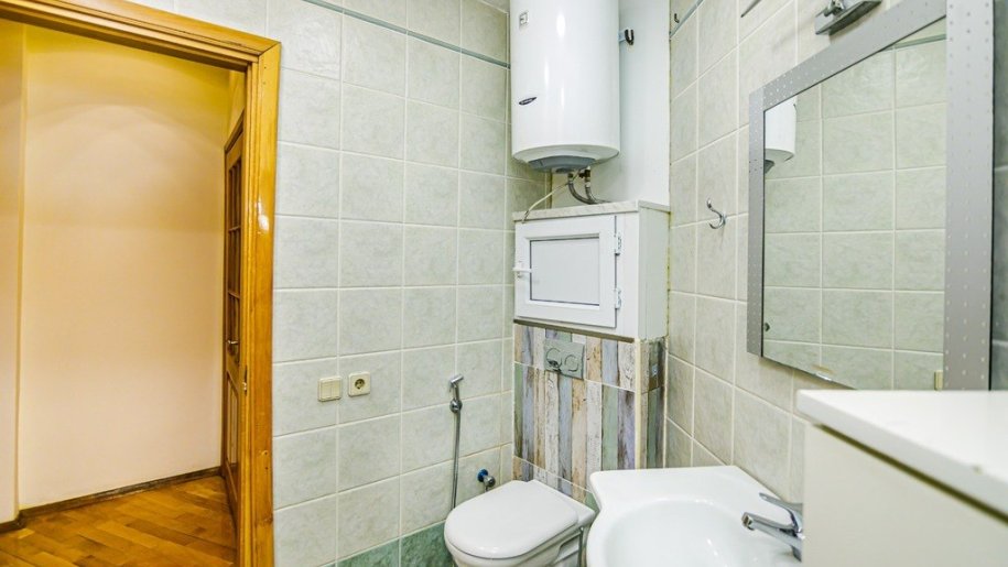 Kirayə verilir 2 otaqlı köhnə tikili, 64 m², Sahil m.-16