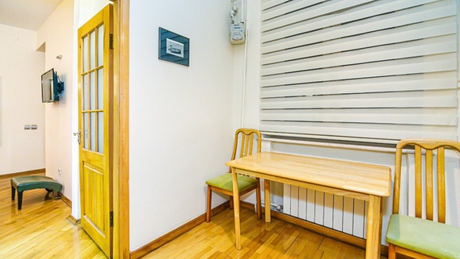 Kirayə verilir 2 otaqlı köhnə tikili, 64 m², Sahil m.-20