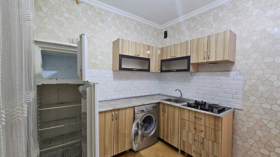 Kirayə verilir 5 otaqlı köhnə tikili, 100 m², Suraxanı-9