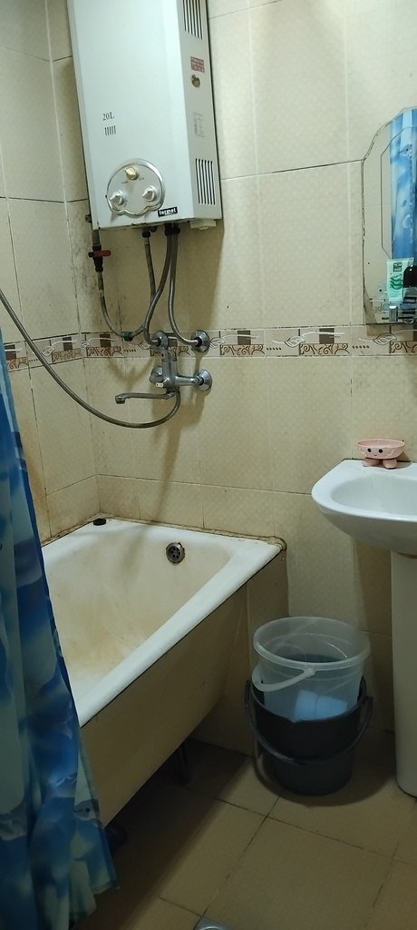 Satılır 2 otaqlı köhnə tikili, 56 m², Əhmədli m.-5