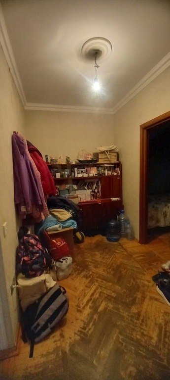 Satılır 2 otaqlı köhnə tikili, 65 m², 8-ci mikrorayon-3