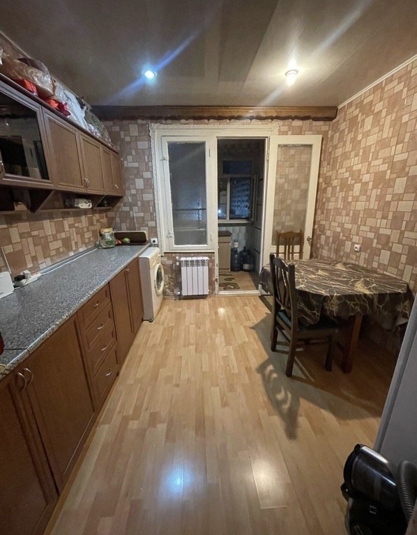 Satılır 3 otaqlı köhnə tikili, 85 m², 20 Yanvar m.-4