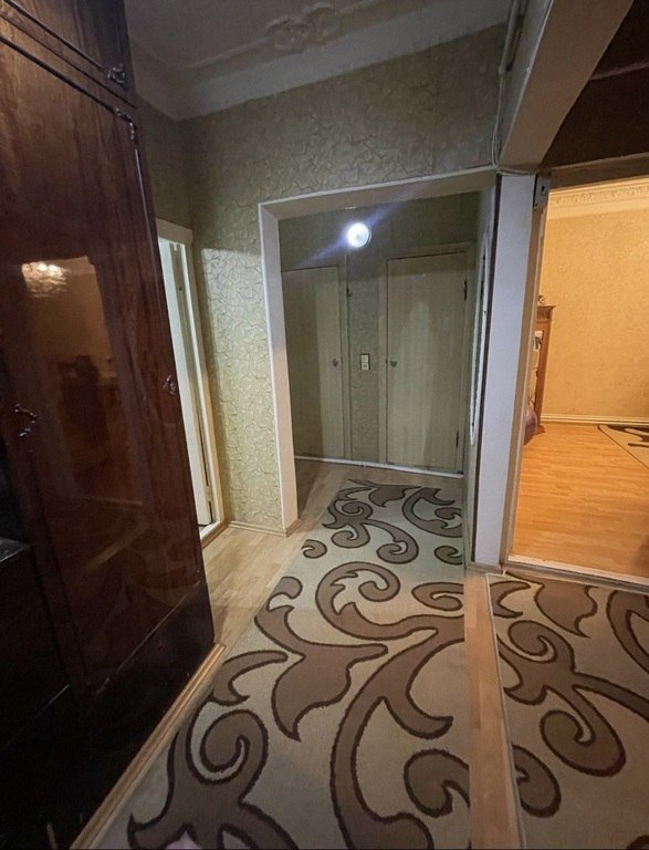 Satılır 3 otaqlı köhnə tikili, 85 m², 20 Yanvar m.-8