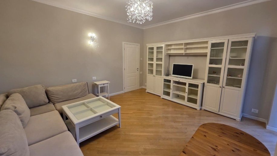 Satılır 3 otaqlı köhnə tikili, 96 m², 28 May m.-1