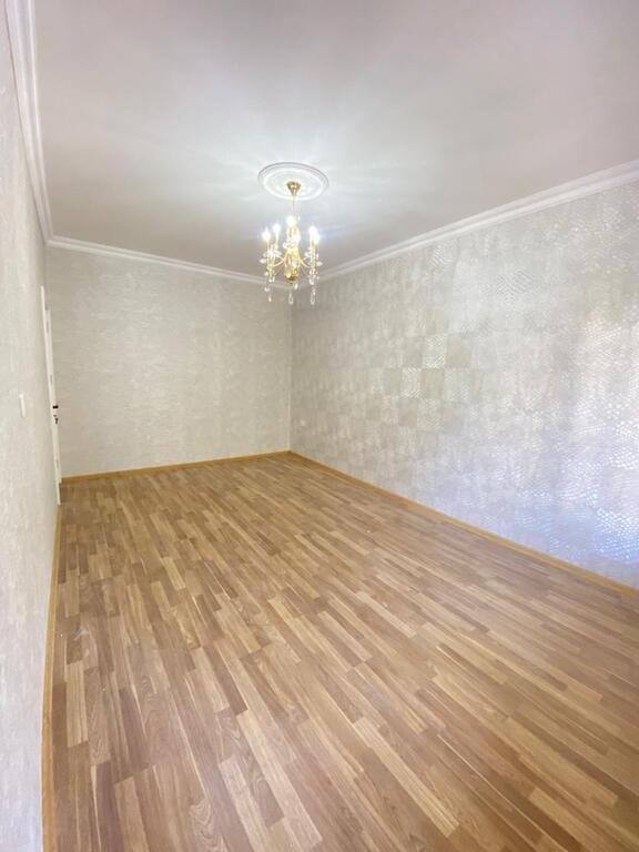 Satılır 2 otaqlı köhnə tikili, 65 m², Memar Əcəmi m.-3
