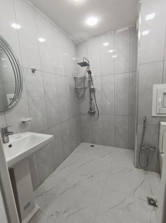 Satılır 2 otaqlı köhnə tikili, 65 m², Memar Əcəmi m.-13