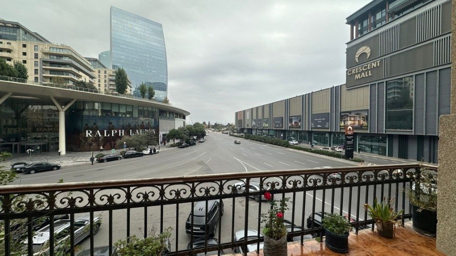 Kirayə verilir 3 otaqlı köhnə tikili, 110 m², Sahil m.-19