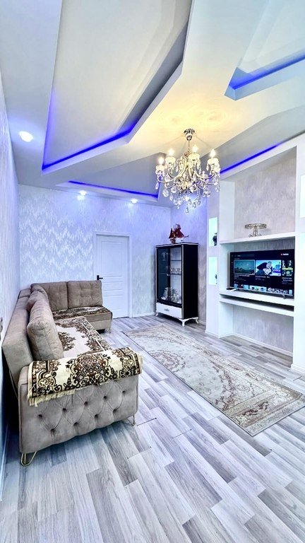 Satılır 2 otaqlı yeni tikili, 62 m², İnşaatçılar m.-2