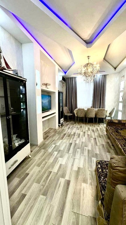 Satılır 2 otaqlı yeni tikili, 62 m², İnşaatçılar m.-3