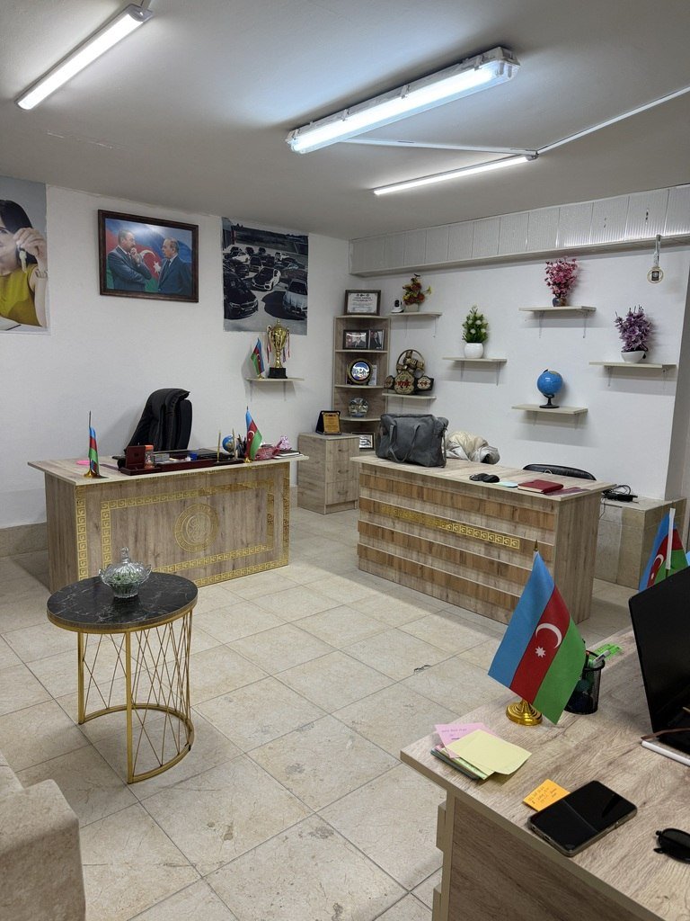 70 m<sup>2</sup> obyekt satılır, 8 noyabr-4