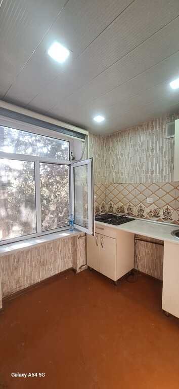 Satılır 2 otaqlı köhnə tikili, 50 m², Neftçilər m.-12