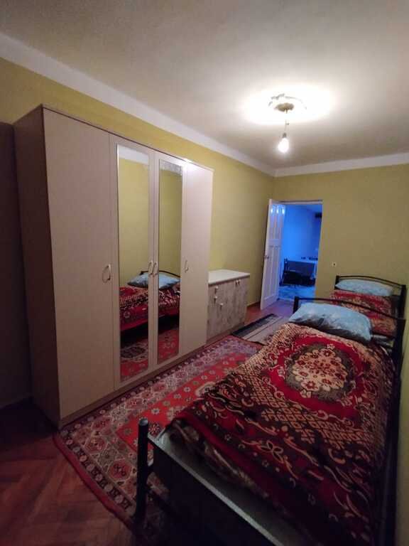 Kirayə verilir 3 otaqlı köhnə tikili, 70 m², İnşaatçılar m.-3