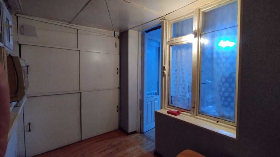 Kirayə verilir 3 otaqlı köhnə tikili, 70 m², İnşaatçılar m.-8