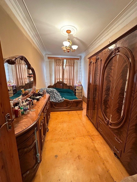 Satılır 2 otaqlı köhnə tikili, 45 m², Memar Əcəmi m.-4