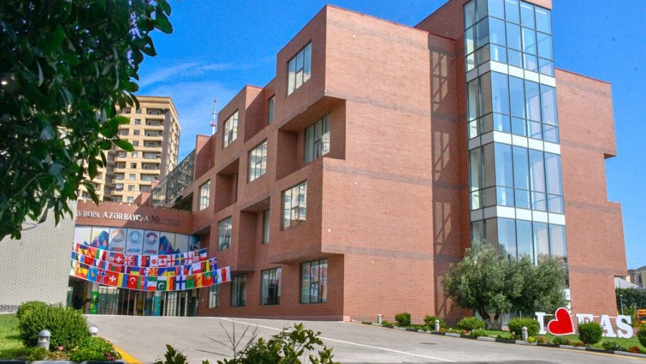 Satılır 3 otaqlı köhnə tikili, 85 m², Elmlər Akademiyası m.-1