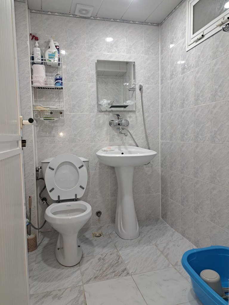 Satılır 1 otaqlı köhnə tikili, 35 m², İnşaatçılar m.-5