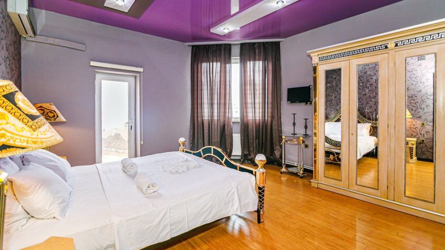 Kirayə verilir 3 otaqlı yeni tikili, 180 m², 8 noyabr-1