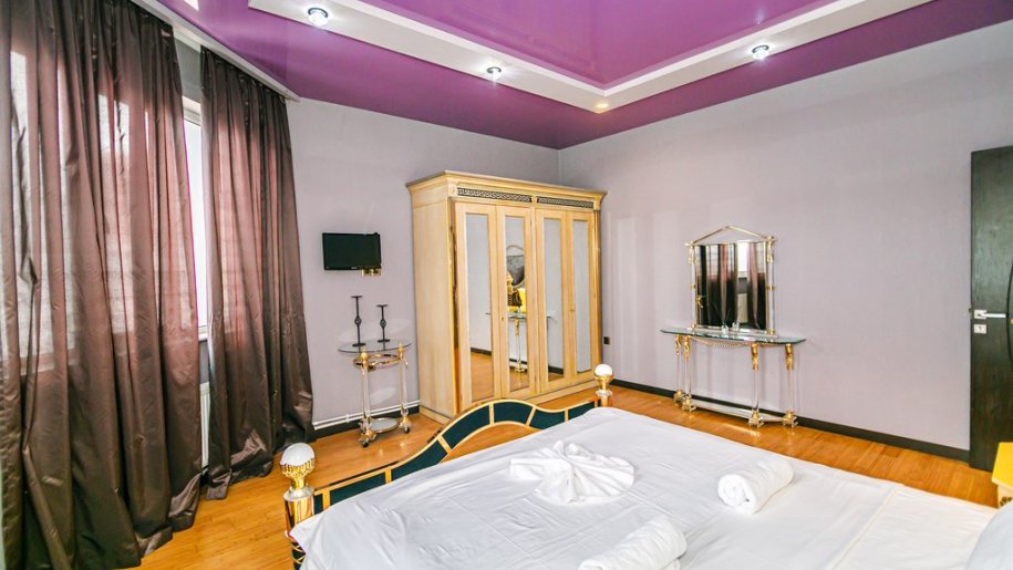 Kirayə verilir 3 otaqlı yeni tikili, 180 m², 8 noyabr-4