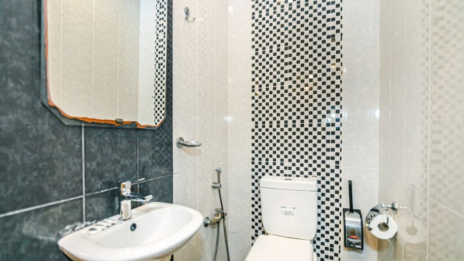 Kirayə verilir 3 otaqlı yeni tikili, 180 m², 8 noyabr-10