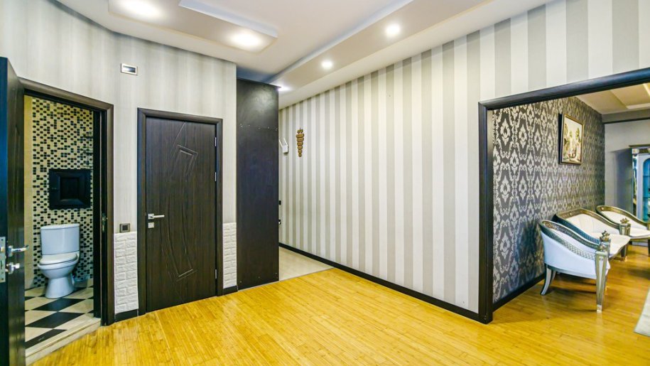Kirayə verilir 3 otaqlı yeni tikili, 180 m², 8 noyabr-20