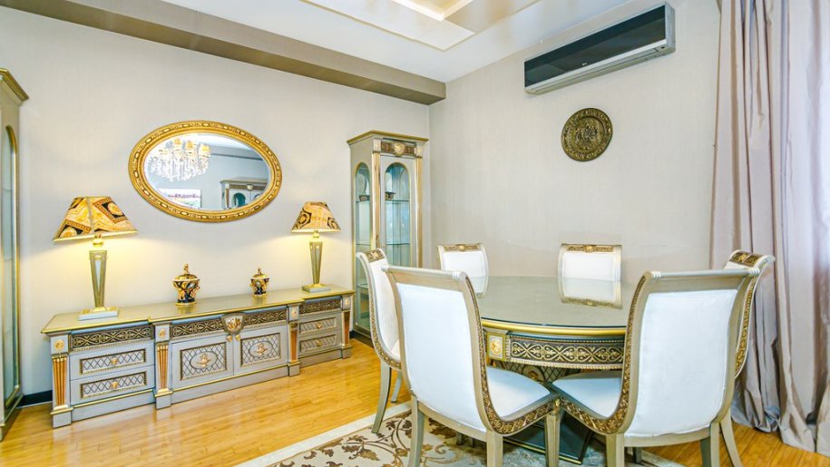 Kirayə verilir 3 otaqlı yeni tikili, 180 m², 8 noyabr-27